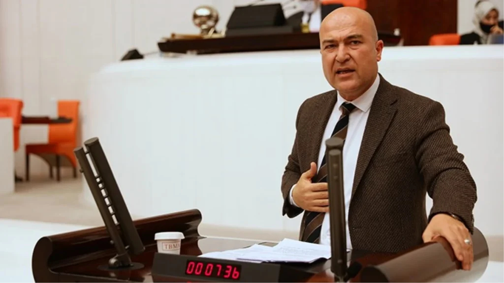 Cumhur İttifakı ve seçmenlerine “Gerici, yobaz, hırsız” diyen CHP’li Murat Bakan’a tepki yağdı