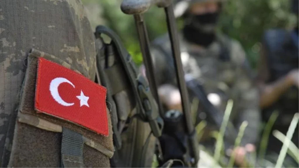 Son Dakika: Pençe-Şimşek Harekatı bölgesinde 2 asker şehit oldu