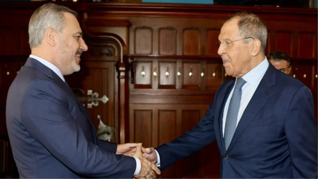 Bakan Fidan ve Rus mevkidaşı Lavrov’dan ortak basın toplantısı: Tahıl anlaşmasının yeniden hayata geçmesi için görüşmeler yapılıyor