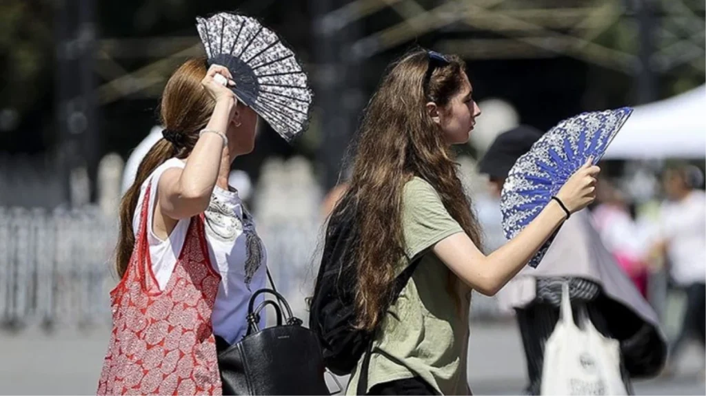 Meteoroloji uzmanı Cengiz Çelik açıkladı: Sıcaklıklar yarından itibaren yurt genelinde düşecek