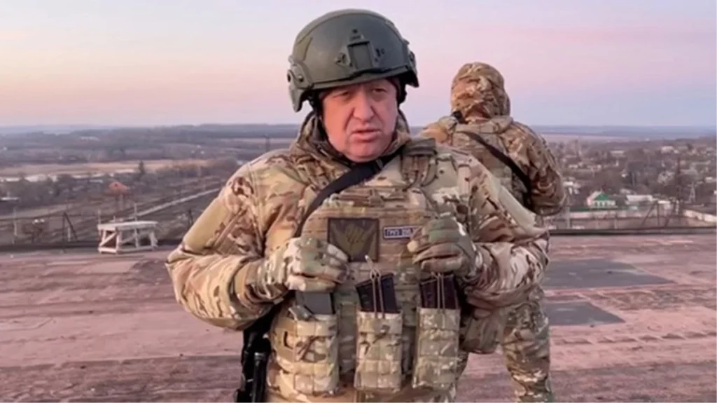 Son Dakika: Wagner lideri Prigojin’in de yolcu listesinde olduğu düşünülen özel uçak Moskova yakınlarında düştü