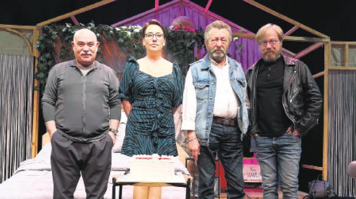 Prömiyer yaptı