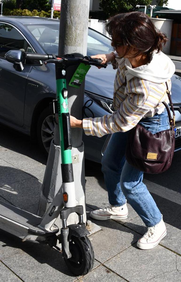 Kuaföre elektrikli scooter'la geldi, araçla döndü!