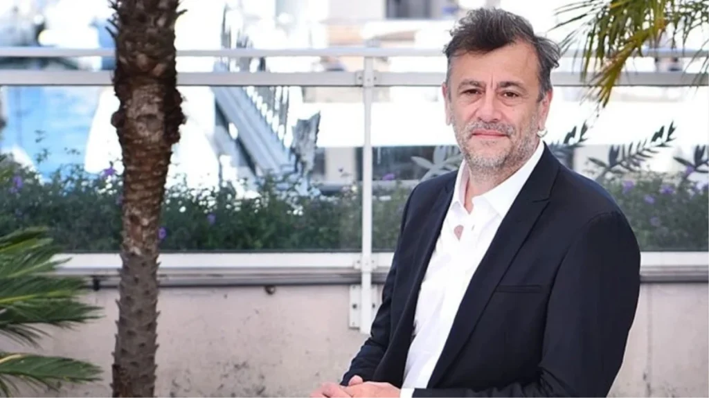 Kraliyet Ailesi’nden ödüle layık görülen ünlü yönetmen Kutluğ Ataman, vize engeline takıldı