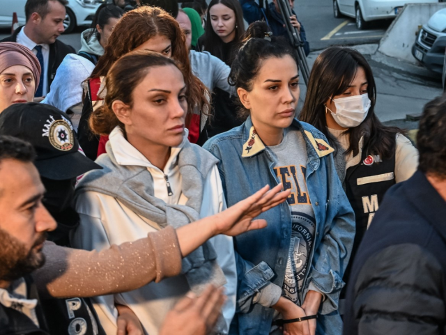 Ekibiyle yaptığı konuşmalar basına sızan Dilan Polat'ın ifadesi ortaya çıktı: Müşterilerin müstehcen fotoğrafları olduğu için endişe ettim