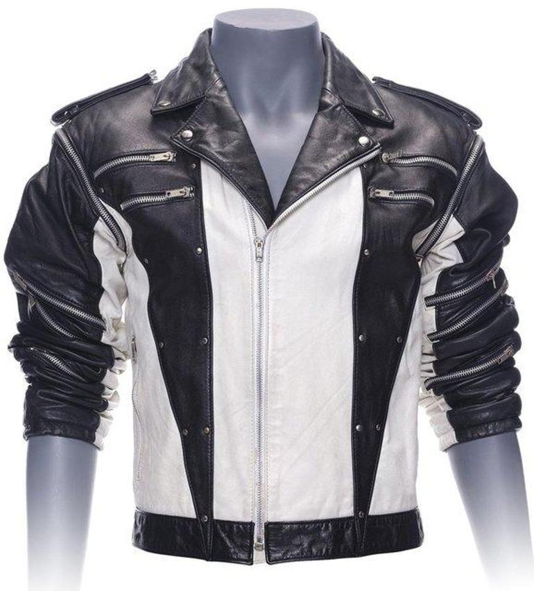 Michael Jackson'ın ceketi satıldı