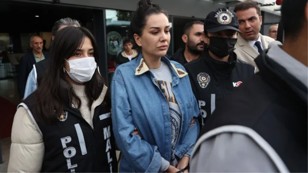 “Oğluma kim bakacak” diye feryat eden Dilan Polat hapisten haber gönderdi: Çocuklarımı sevin, koklayın