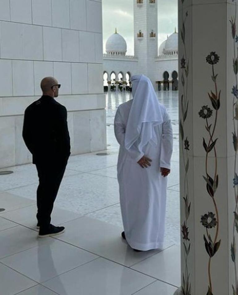 Ünlü çift Şeyh Zayed Ulu Camii'ni ziyaret etti! 'Büyük bir onur'