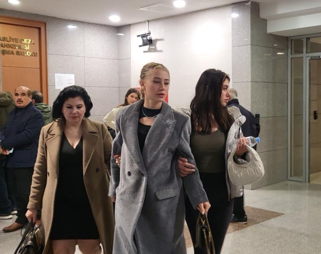 Oyuncu Batuhan Karacakaya, eski sevgilisine zorla not okutturup video çektiği iddiasıyla hakim karşısında