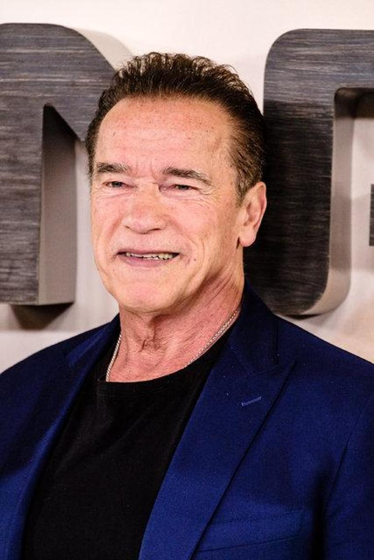 Arnold Schwarzenegger'ın uğruna gözaltına alındığı saati satıldı!
