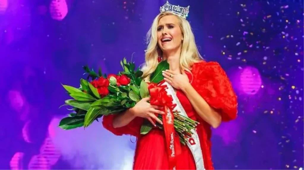 Amerika Hava Kuvvetleri’nde görev yapan kadın savaş pilotu, Amerika güzeli seçildi