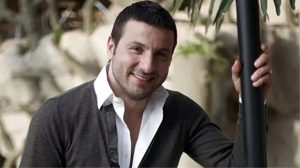 Ünlü şarkıcı Davut Güloğlu, Yeniden Refah Partisi’nden Düzce Belediye Başkan adayı oldu