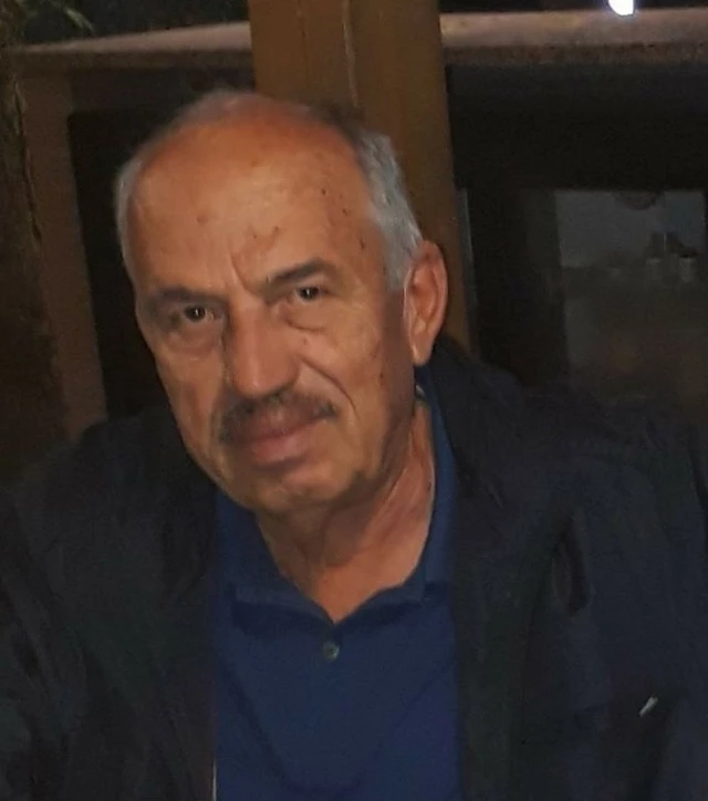 Sinema sanatçısı Ahmet Cambazoğlu'nun ağabeyi evinde darbedilerek öldürüldü