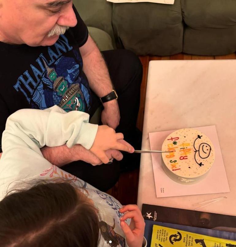 Güven Kıraç, 56’ncı yaşını kızı Maya ile pasta keserek kutladı!