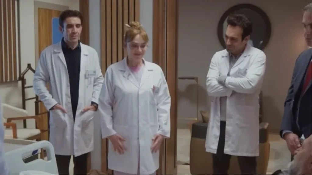 Bahar dizisindeki ‘Ne oldu cerrahım’ repliğinin kamera arkası görüntüleri ortaya çıktı