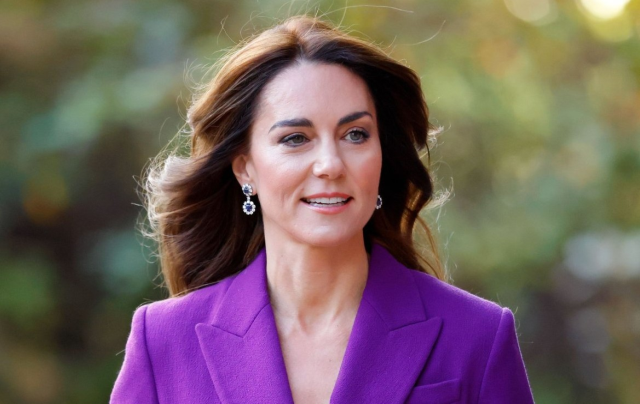 Prenses Kate Middleton, fotoğraftaki oynama işlemlerini kendisinin yaptığını belirterek özür diledi
