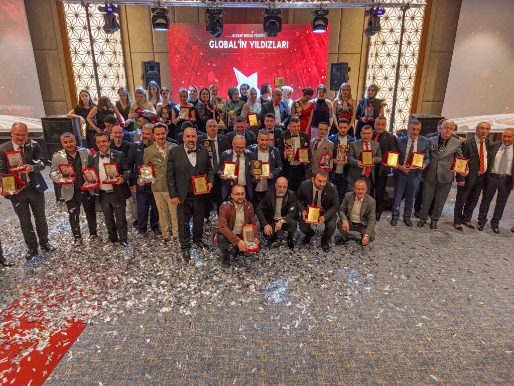 Globalin yıldızları İstanbul’da 2023 ödül töreninde buluştu.
