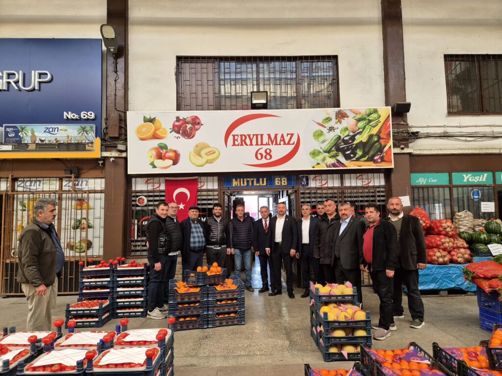İş Adamı ve Hayırsever Özkan Toraman ile Toramanlar Sebze ve Meyve Tedarikinde 30 Yıl