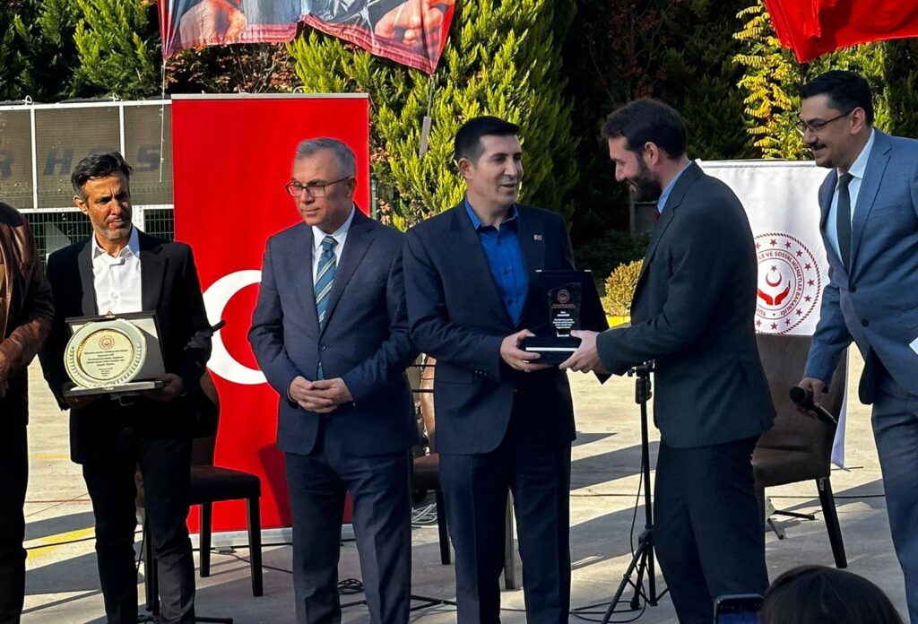 Cahit Eftekin’in Büyük Desteğiyle Maltepe Huzurevi Açılışı Yapıldı