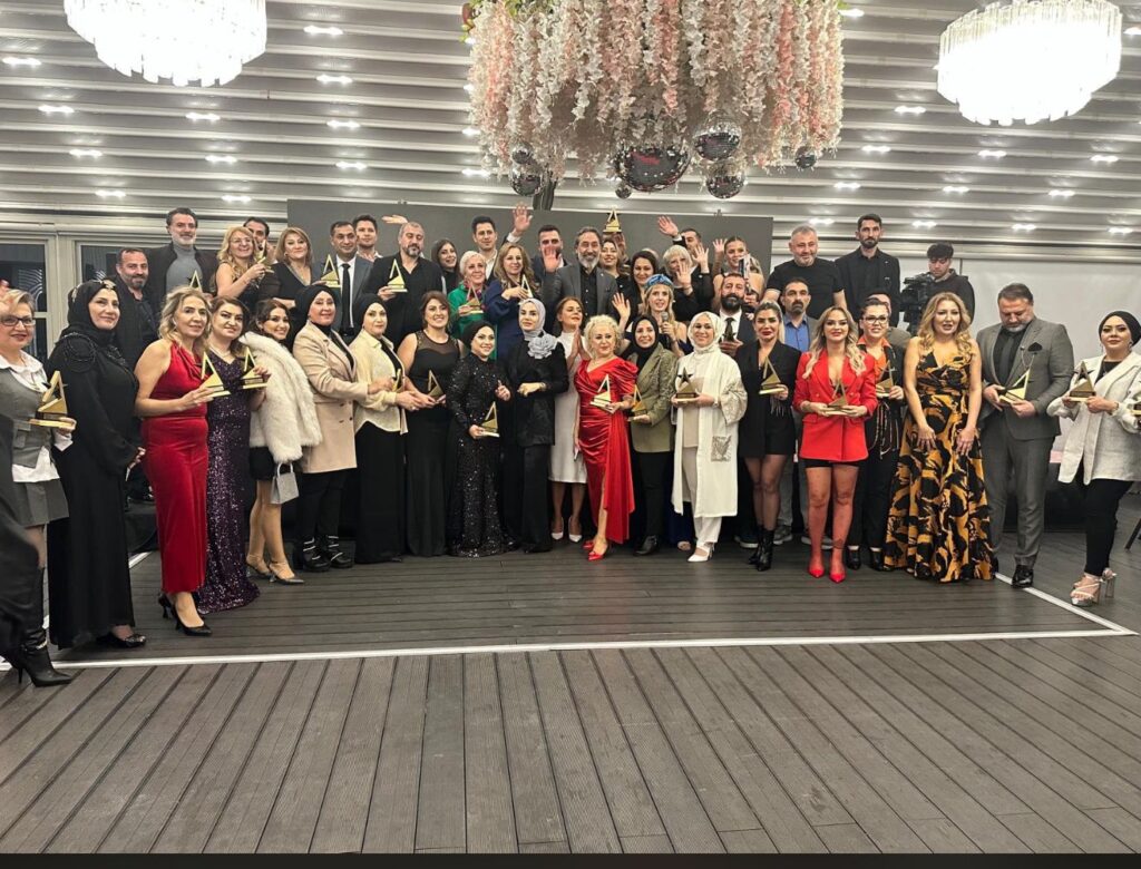 Payaslı Medya, Ödül Törenine Katkı Sağlayan İsimleri Takdir Etti