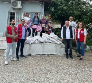 Yılmaz Yalçın'dan İnsanlık Bahçesi: Suriye'deki Yetimlerin Kalbinde Yeşeren Umut Çiçekleri