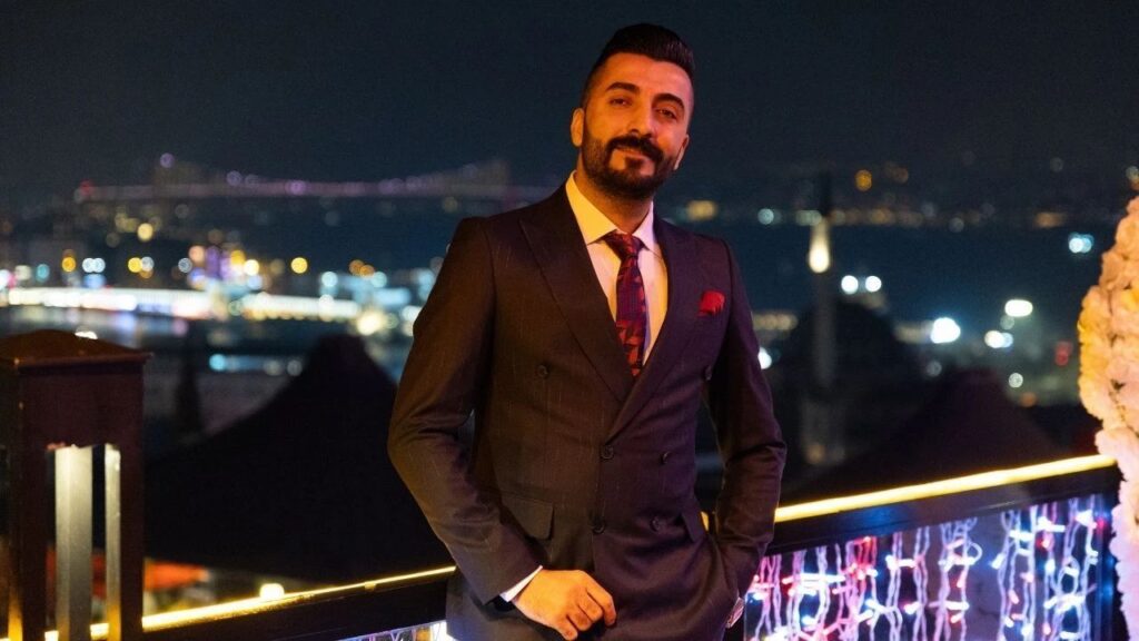 İş Dünyasının Başarılı İsmi Adem Özen İstanbul’un Kalbine Moss Lounge’u Kazandırdı