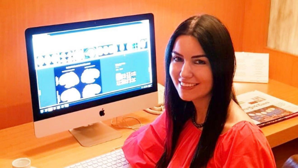 Doç. Dr. Selen Gür Özmen, Doğumda Sanal Gerçeklik ile Ağrıyı Azaltıyor