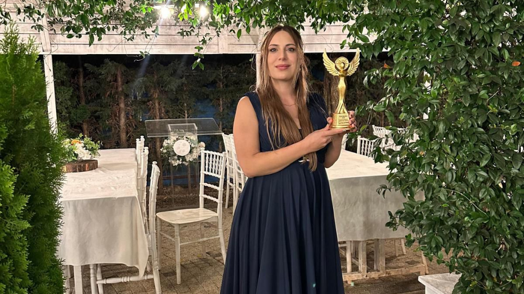 Metafizik Alanında Uluslararası Başarı: Aleyna Sönmez Ödülle Taçlandırıldı