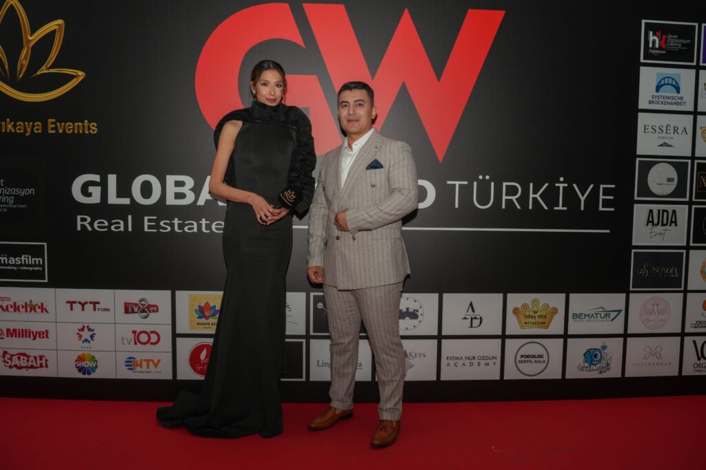 EDEBİYATTA YENİ BİR İSİM ÖNE ÇIKTI: ÖZCAN KANDEMİR’E ANLAMLI ÖDÜL