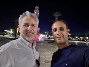 Oyuncu Halil Eryılmaz ile Ali Osman Karacelik İzmir’de Bir Araya Geldi