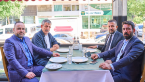 Gani Rüzgar Şavata ile Aziz Savaş’ın Şanlıurfa Buluşmasında Eski Günler Konuşuldu