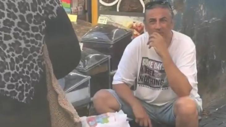 Çelik’ten balık pazarında dikkat çeken görüntü! Tezgah açıp banyo lifi sattı