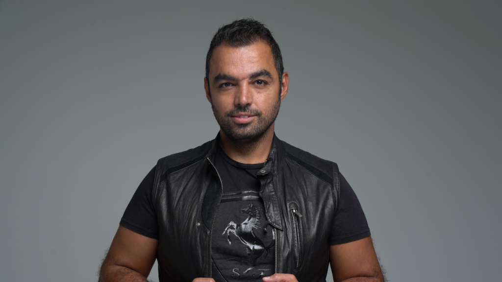 Tolga Leventoğlu’ndan Arabesk-Fantezi Sahnesine Duygusal Dokunuş